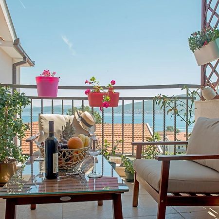 Cicciobello Lux Apartment Baosici With Stunning Sea View Luaran gambar