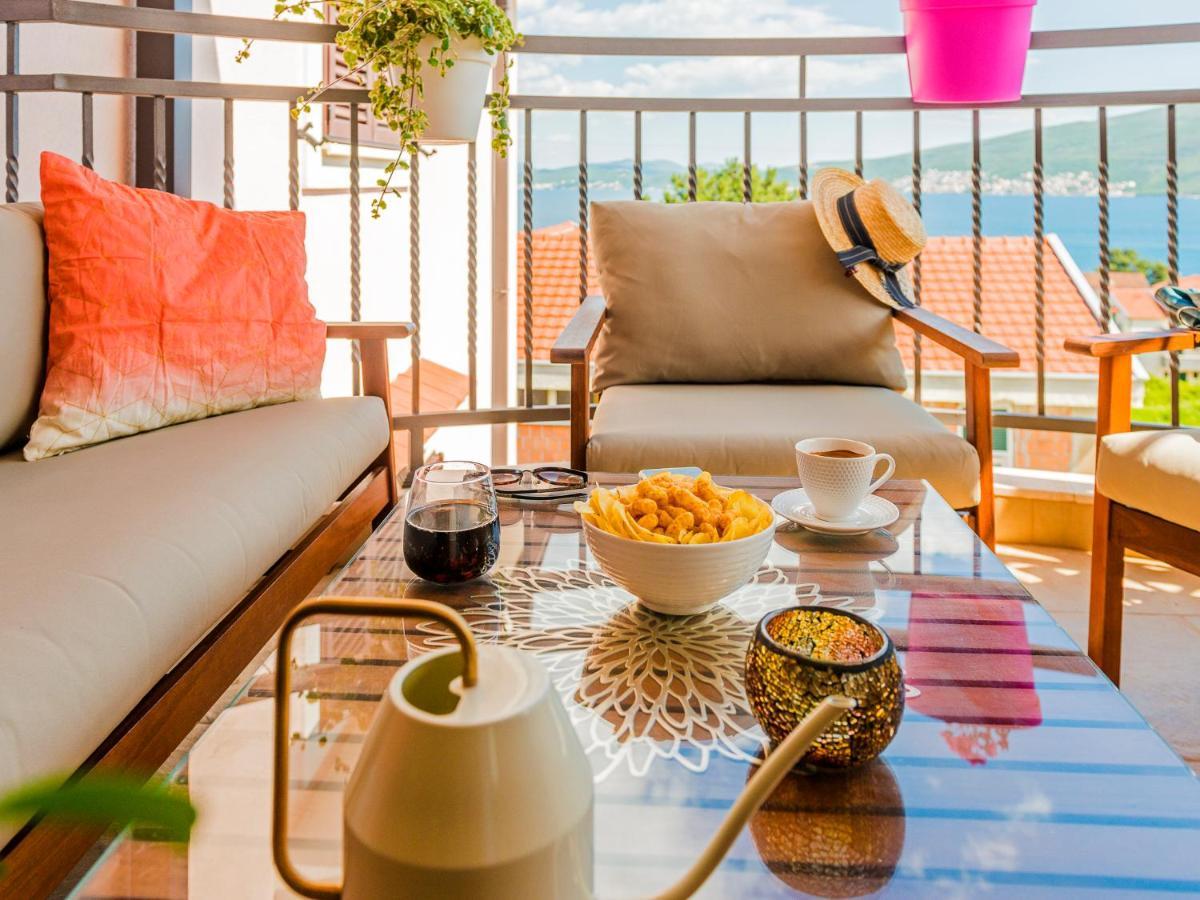Cicciobello Lux Apartment Baosici With Stunning Sea View Luaran gambar